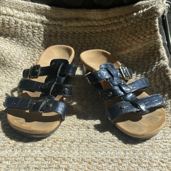 Kids Black Sandals - Picture 1 of 4